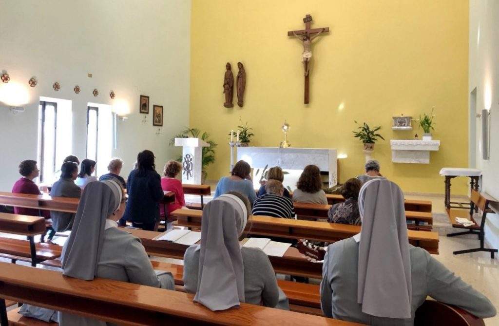 capilla de las hermanas de cristo sacerdote benicassim