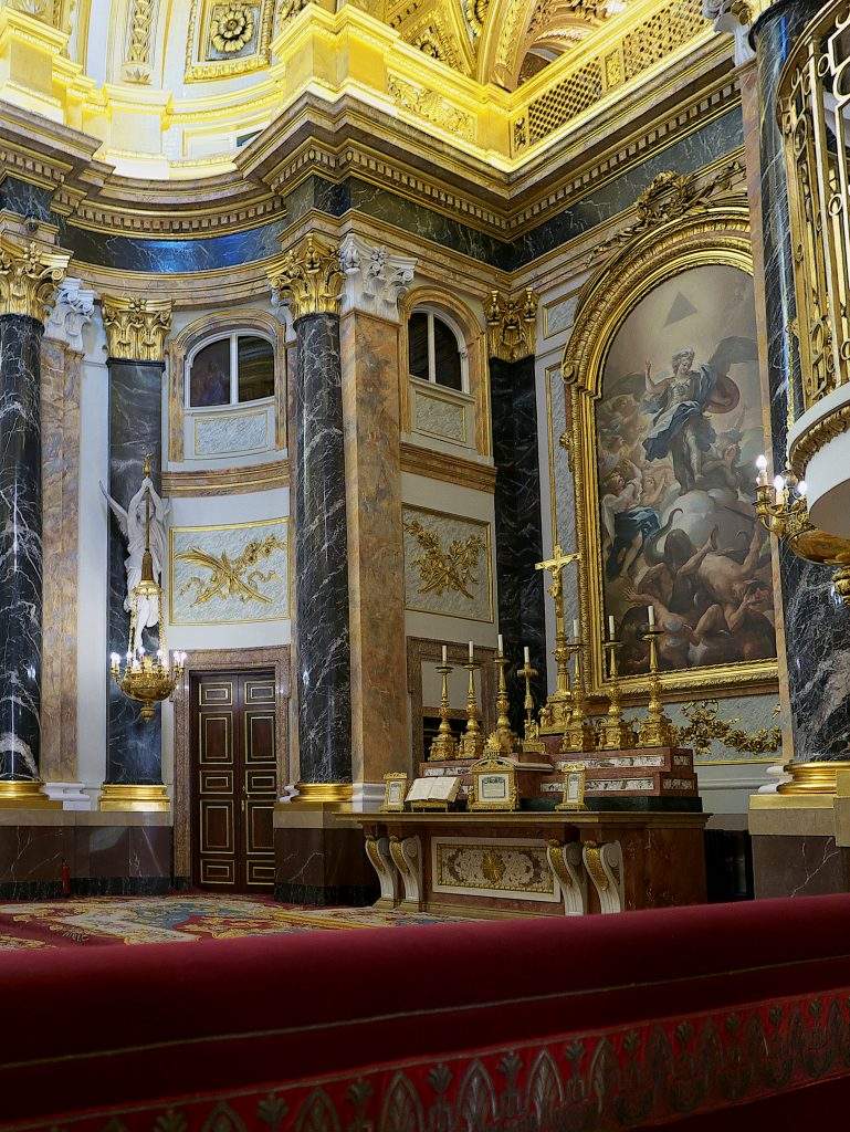 capilla del palacio real madrid