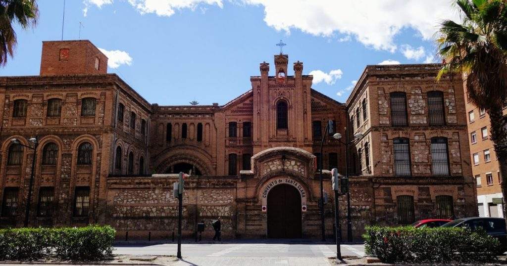 convent de les darderes barcelona 1