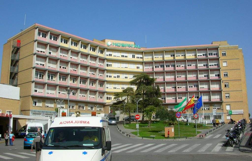 hospital de traumatologia virgen del rocio sevilla