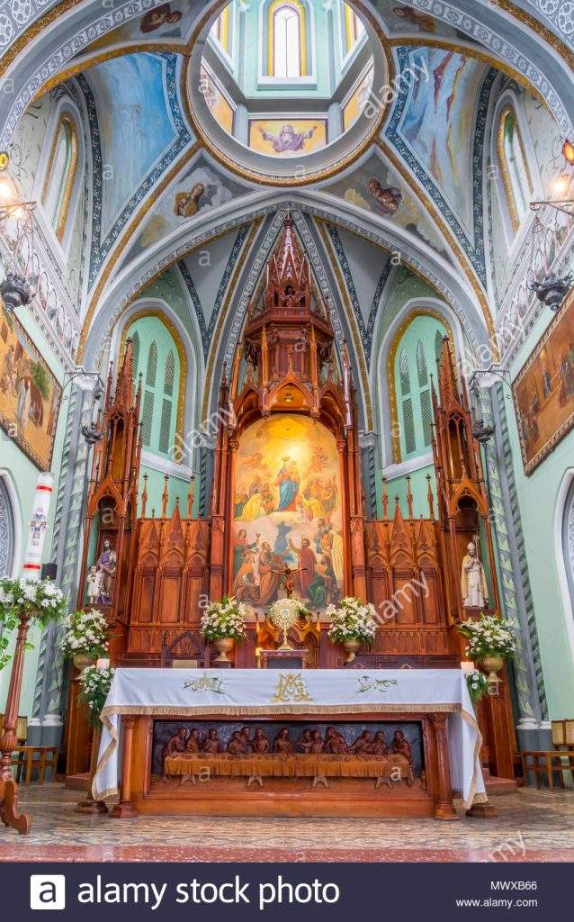 iglesia de maria auxiliadora salesianos granada