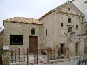 iglesia de san jose de los descalzos y camarin de jesus jaen