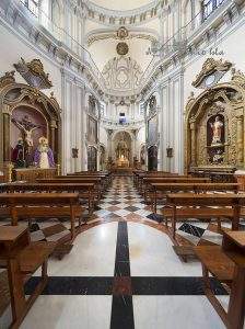 parroquia de la santa cruz y san felipe neri malaga