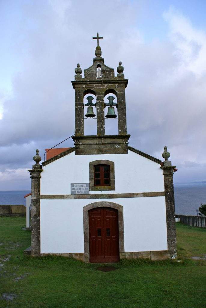 parroquia de san julian malpica de bergantinos