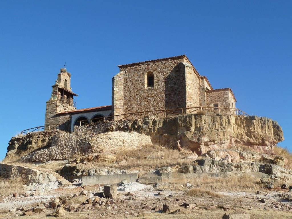 parroquia de santa maria del castillo montamarta