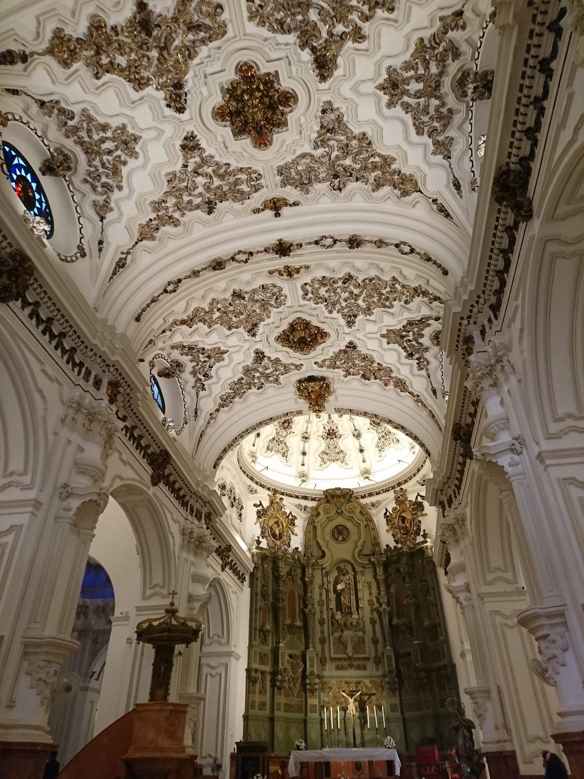 ▷ Parroquia De Santiago Apóstol (Málaga) | ✚ 