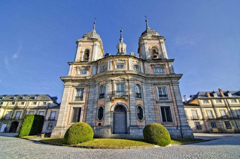 real colegiata de la santisima trinidad capilla real san ildefonso